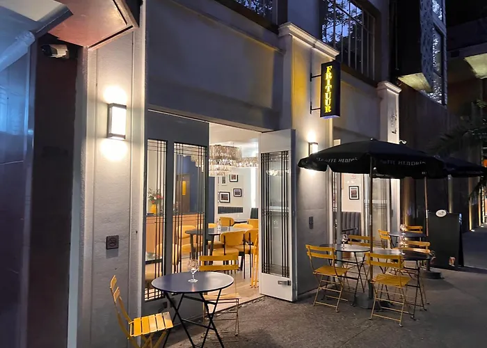 Condesa 7 Stylish 2 Bedroom, 1 Bathroom Accentuating Expansive Interiors